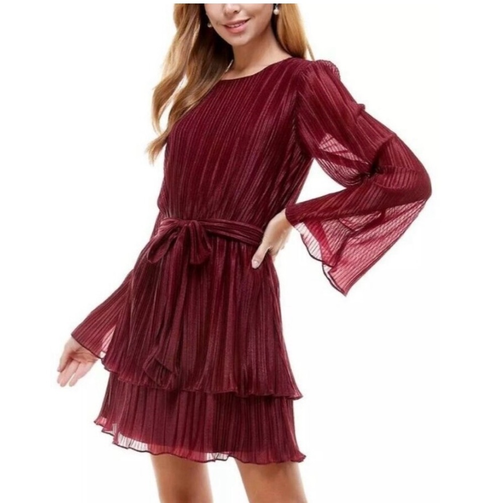 City Studio Tiered Ruffle Dress (S)
